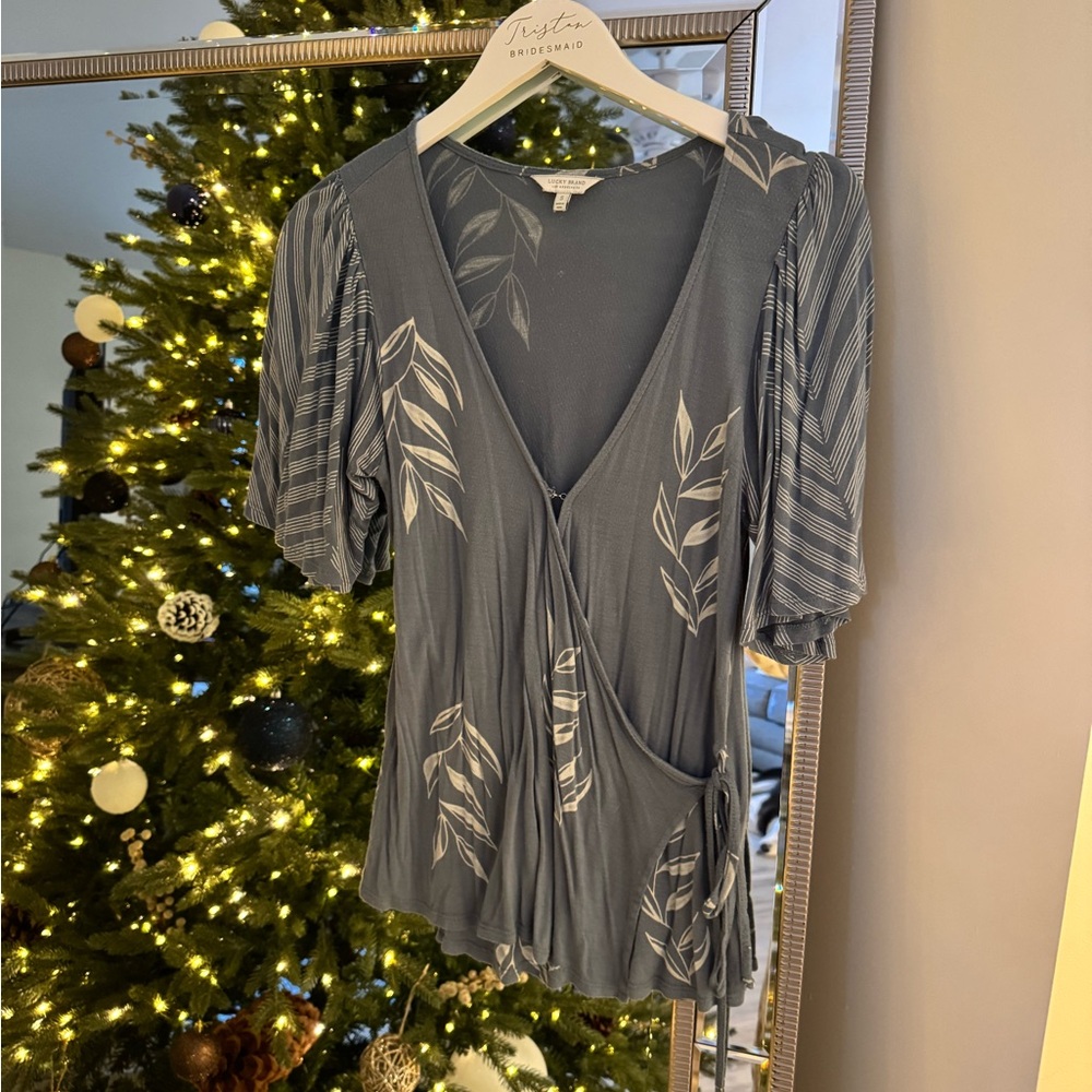 LUCKY BRAND WRAP TEE